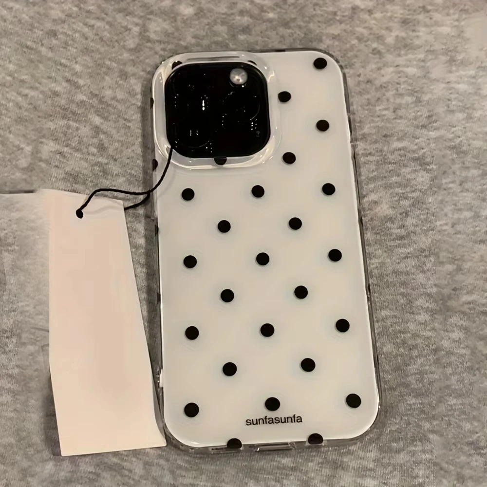 Minimalist Black and White Pol - Phone Cases Polka Dot บทวิจารณ์และราคา