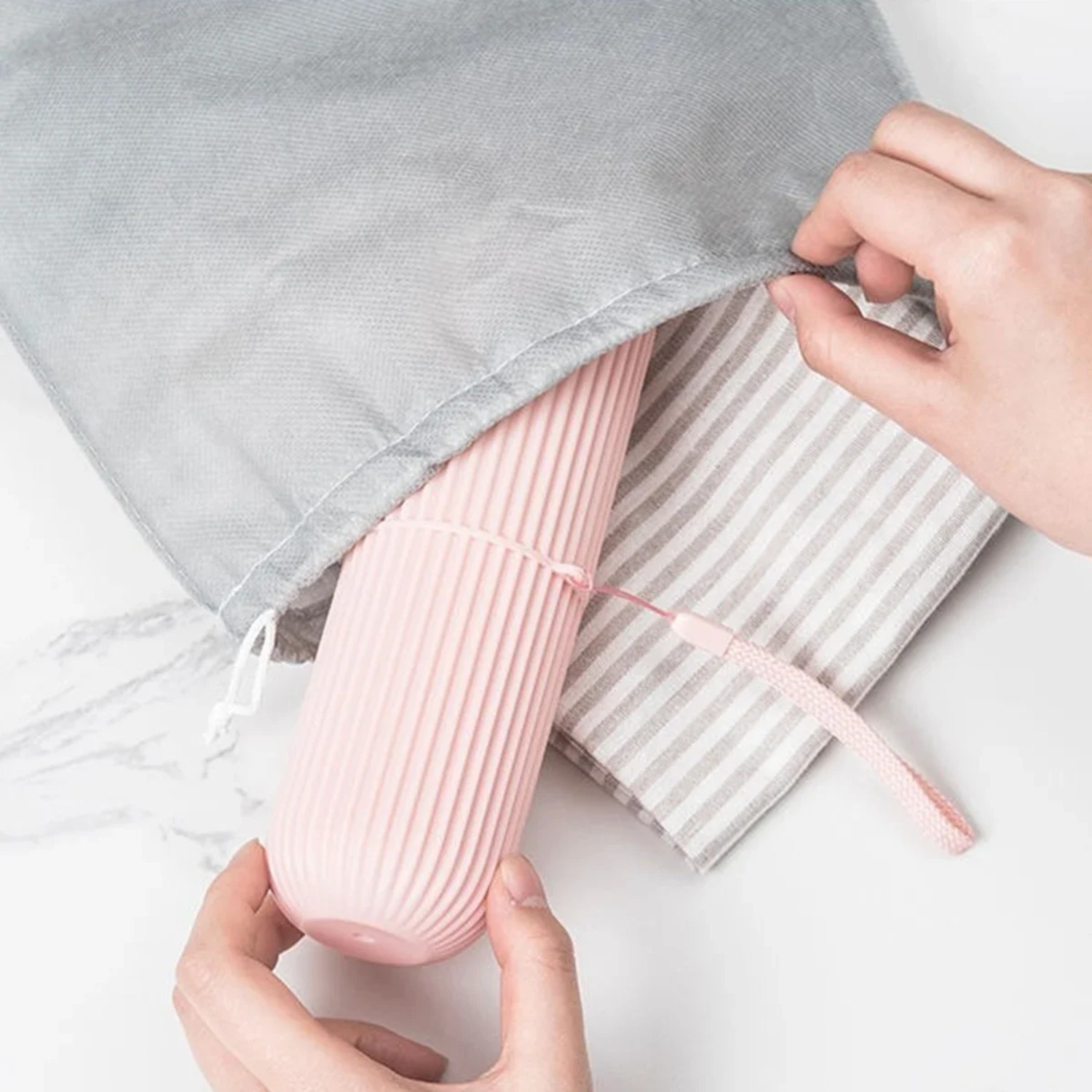 Portable Toothpaste Toothbrush - Phone Cases The Dairy บทวิจารณ์และราคา